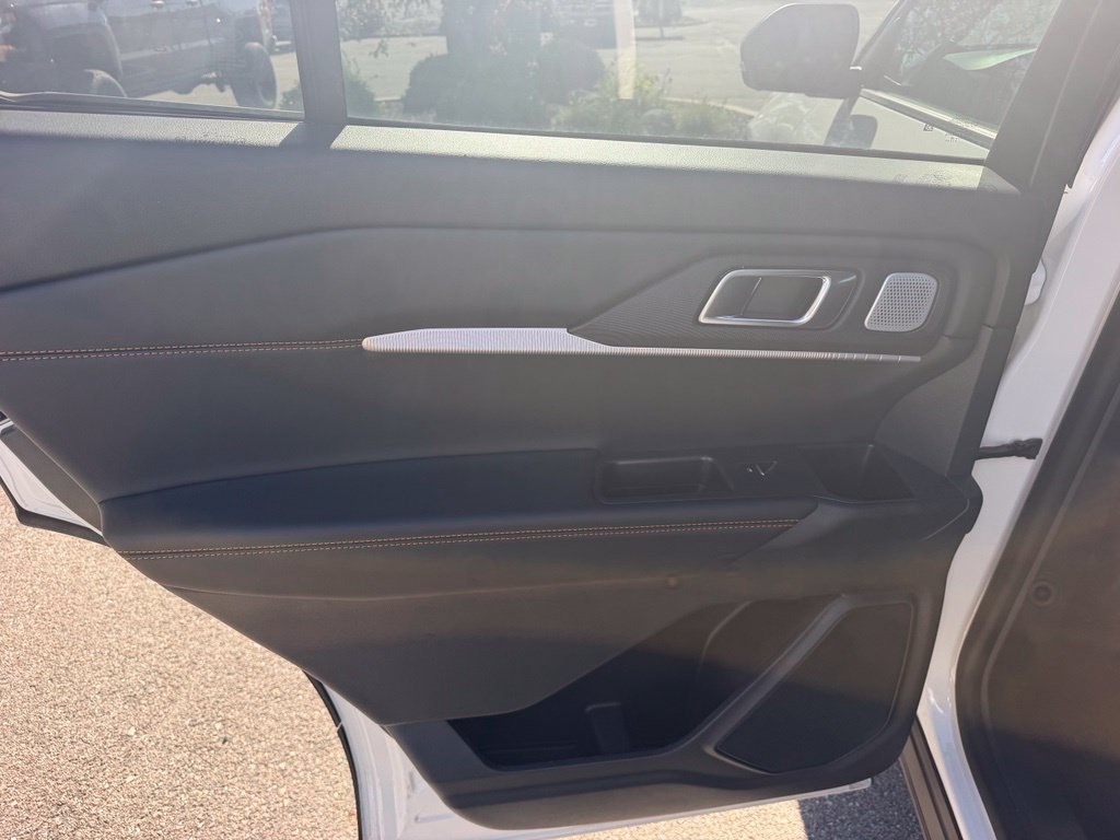 2026 Ford Explorer Tremor - Photo 16