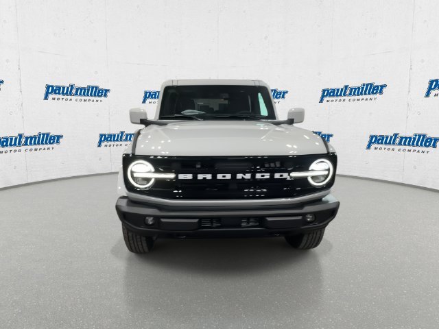 New 2026 White Ford Outer Banks image 3