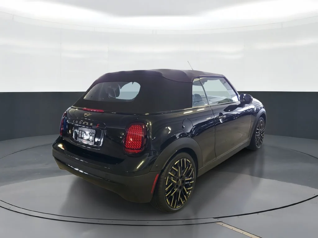 Used 2026 Black MINI  image 3