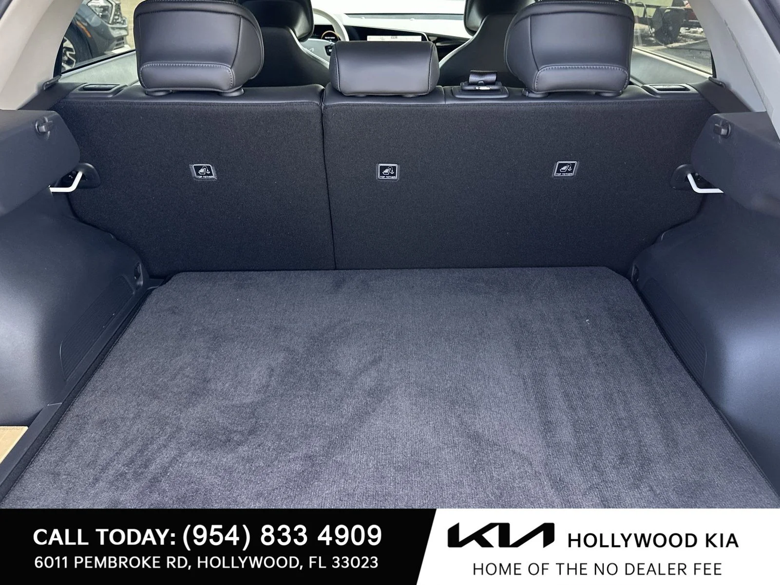 New 2025 Snow White Pearl Kia Wave image 20