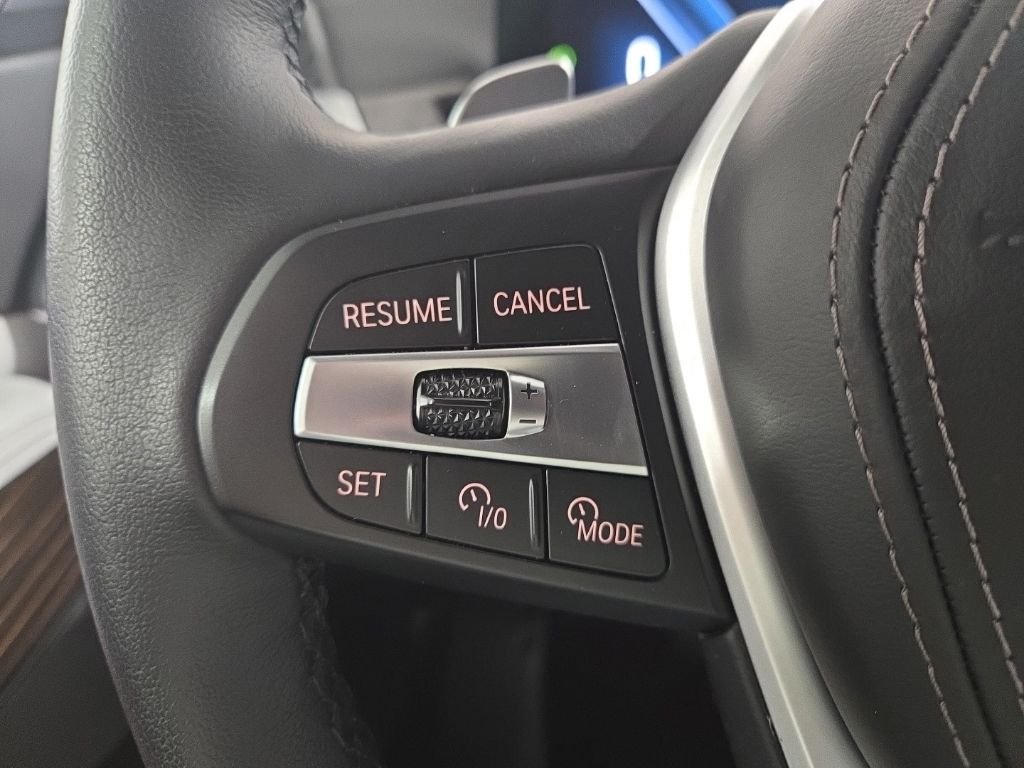 Used 2024 Black Sapphire Metallic BMW xDrive40i image 12