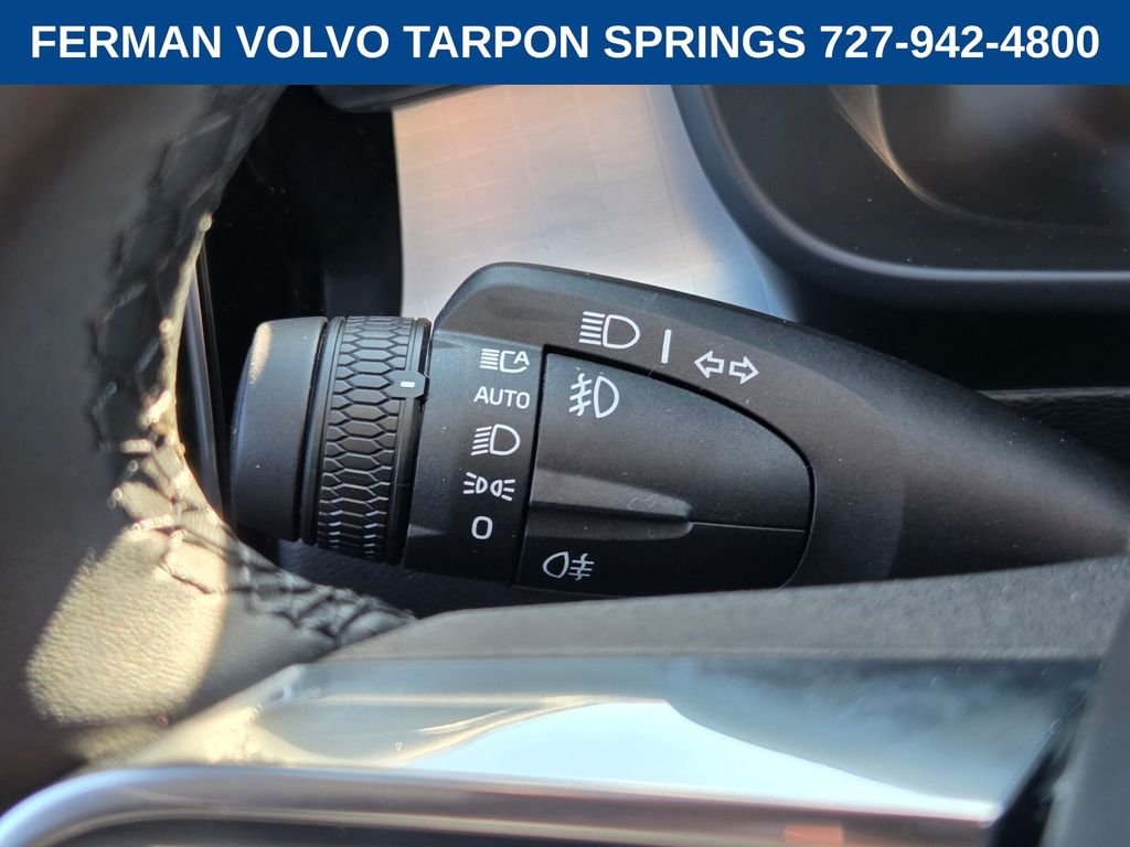 2026 Volvo XC40 Ultra Black Edition - Photo 33