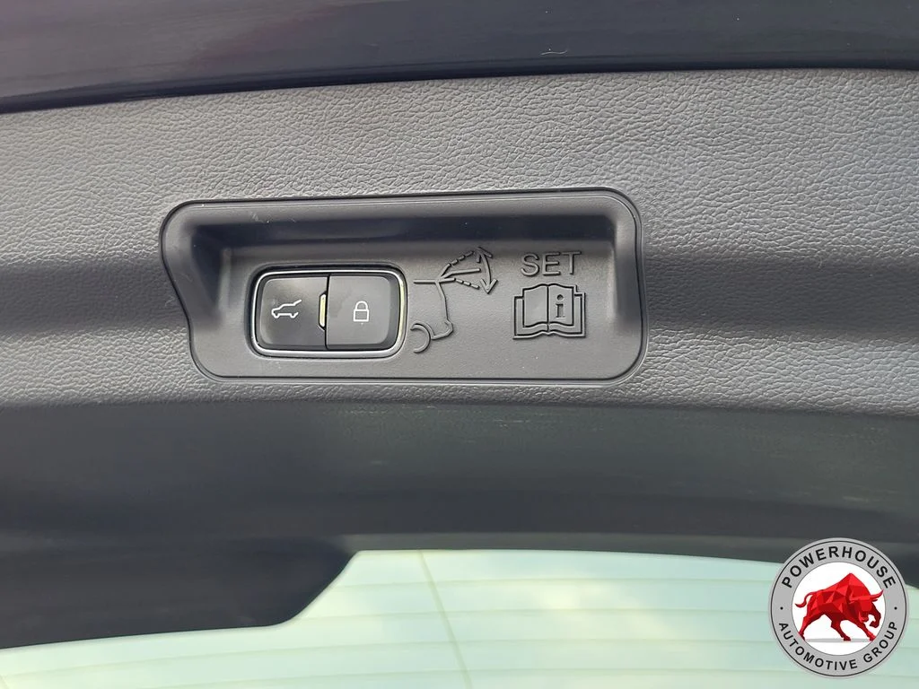 Used 2022 Green Ford XLT image 14