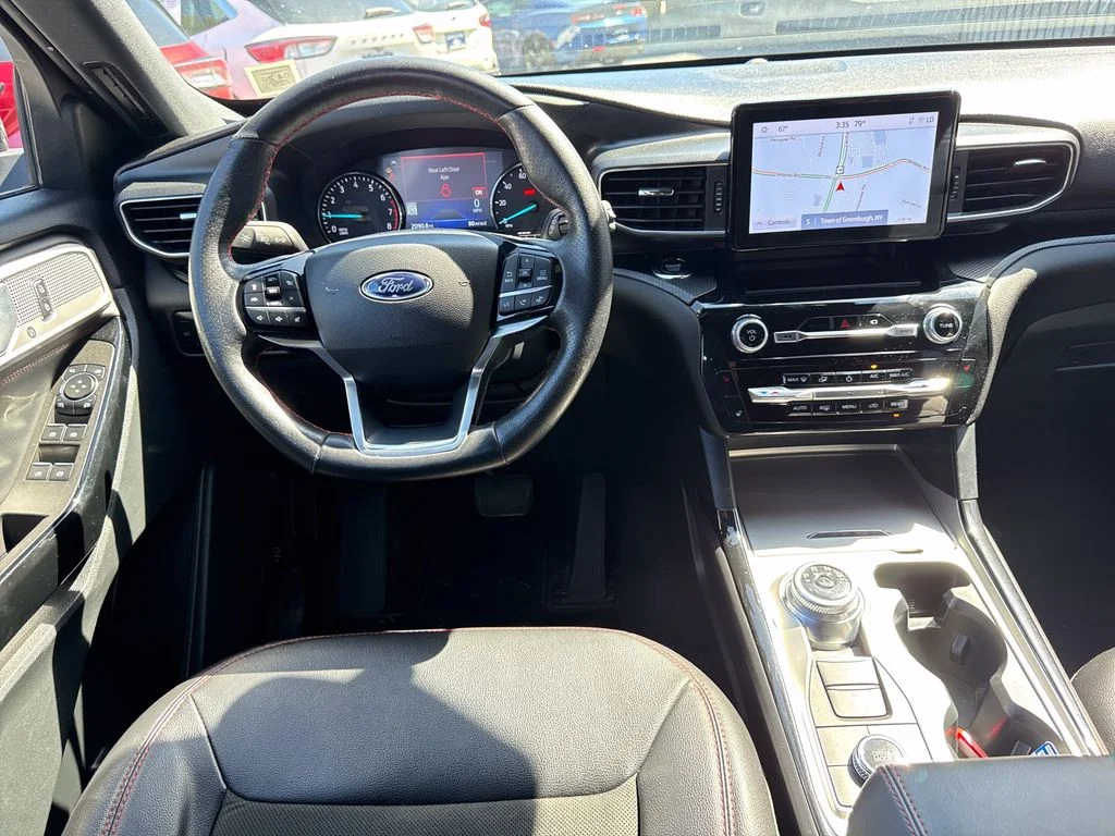 Used 2023 Black Metallic Ford ST-Line image 8