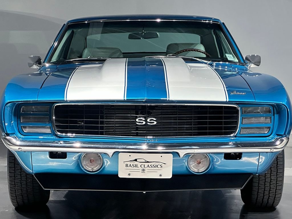 Used 1969 Blue Chevrolet  image 16