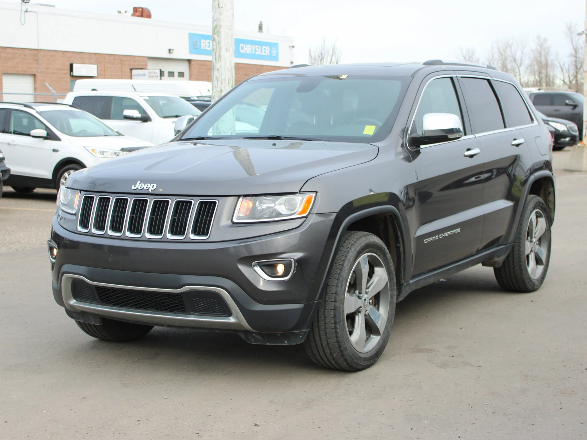 Used 2015 Grey Jeep Limited * Mechanic Special | Heated Seats | Navigation | Remote Start | V6 image 8