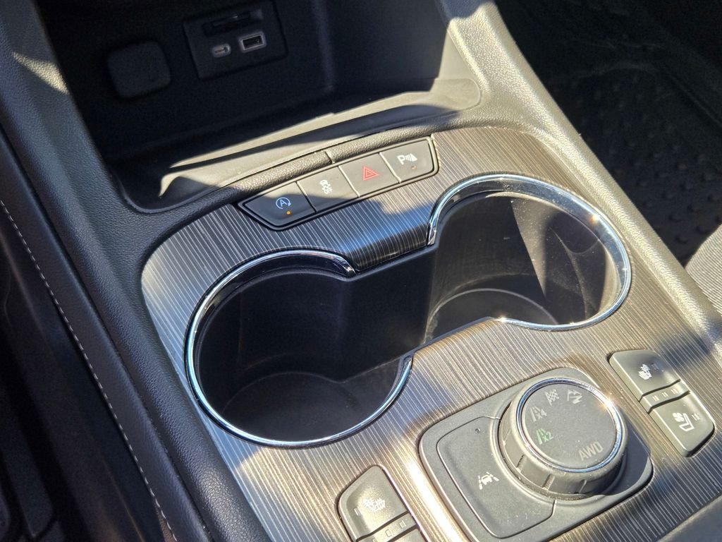 2023 GMC Acadia SLT - Photo 42