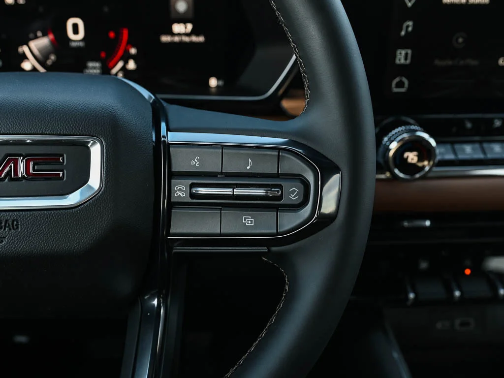 2026 GMC Canyon AT4 - Photo 19