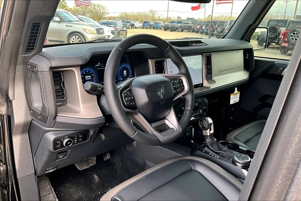 New 2025 Ford Bronco Outer Banks 4D Sport Utility