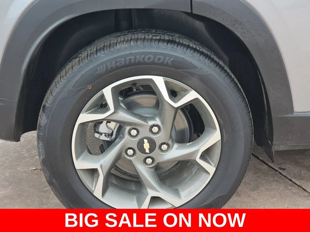 2026 Chevrolet Trax LT - Photo 37