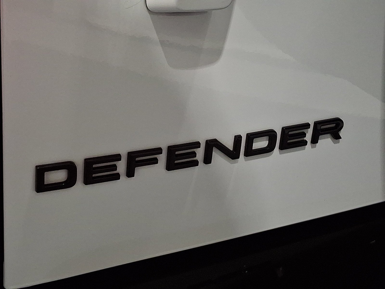 Certified Used 2026 Fuji White Land Rover  image 30