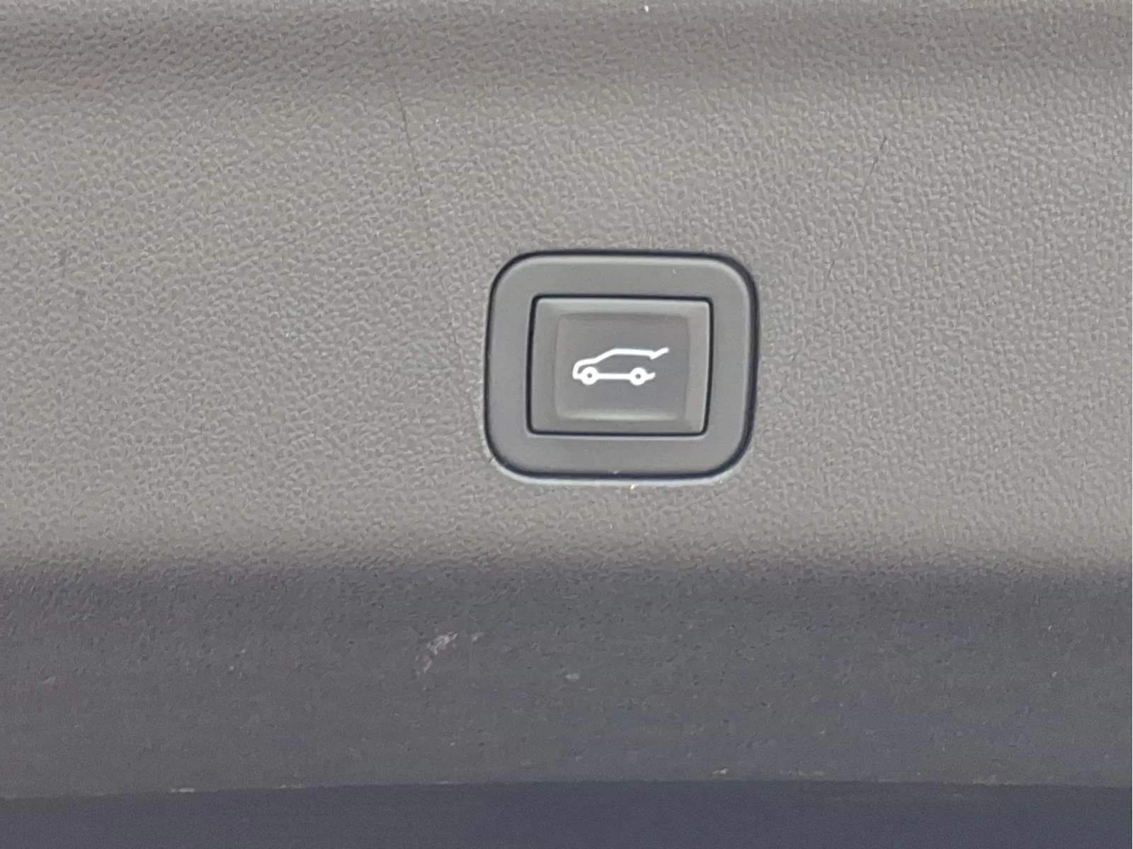 2025 Chevrolet Tahoe High Country - Photo 11