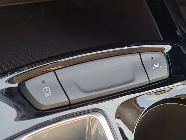 Used 2024 Mosaic Black Metallic Chevrolet ACTIV image 35
