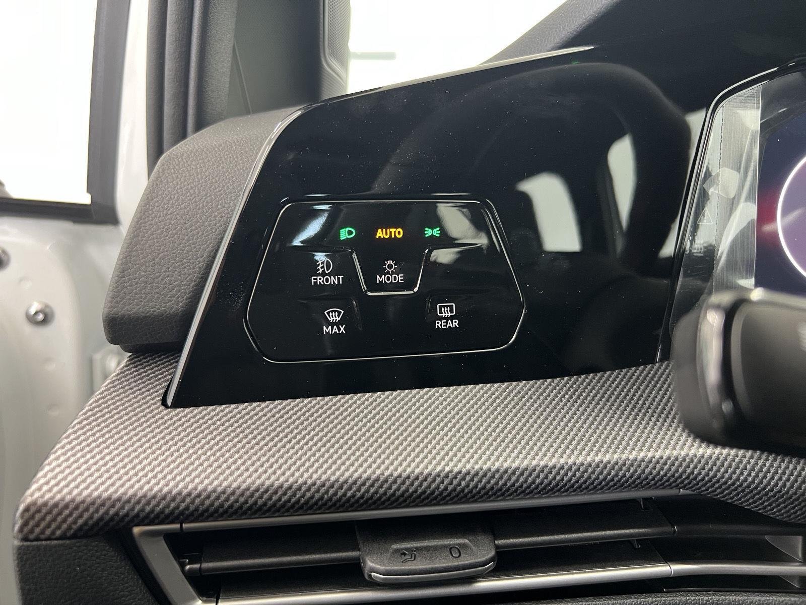 New 2026 opal white pearl Volkswagen S image 14