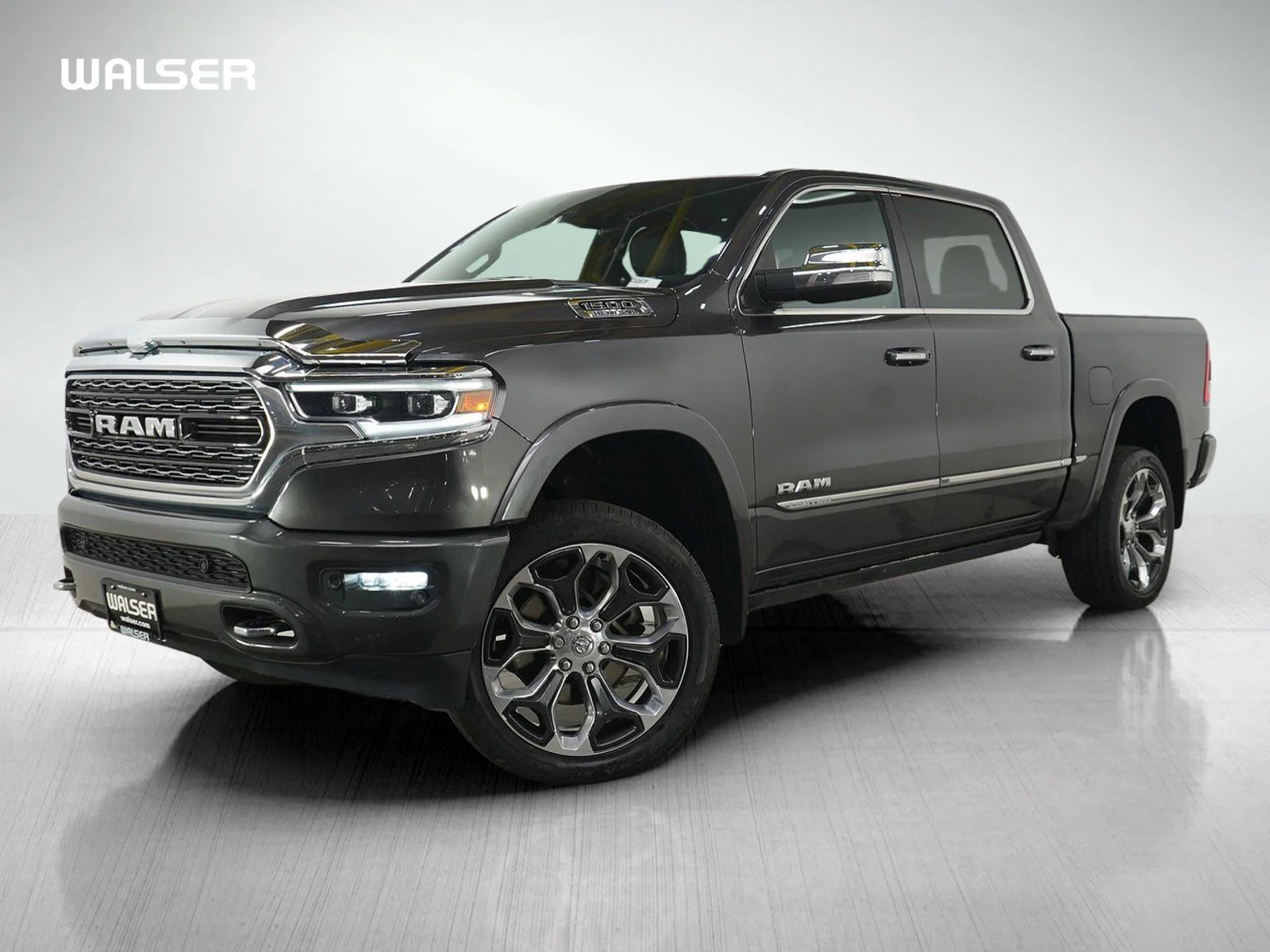 2022 RAM 1500 Limited Crew Cab 4x4 5'7" Box's photo
