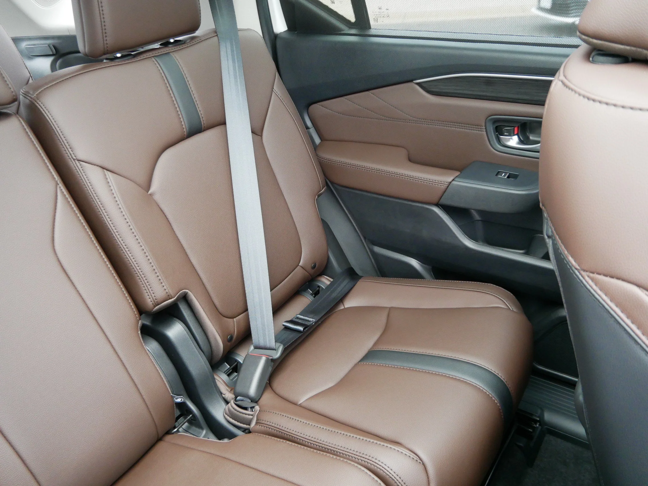 New 2026 Platinum White Pearl Honda Touring image 14