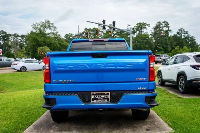 Used 2025 Riptide Blue Metallic Chevrolet RST image 5