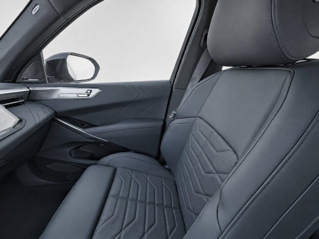 New 2027 Carbon Black Metallic BMW  image 30