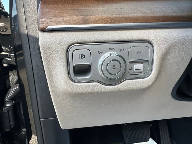 Certified Used 2024 Black Mercedes-Benz GLE 350 image 14
