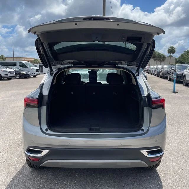 2023 Buick Envision Essence - Photo 10