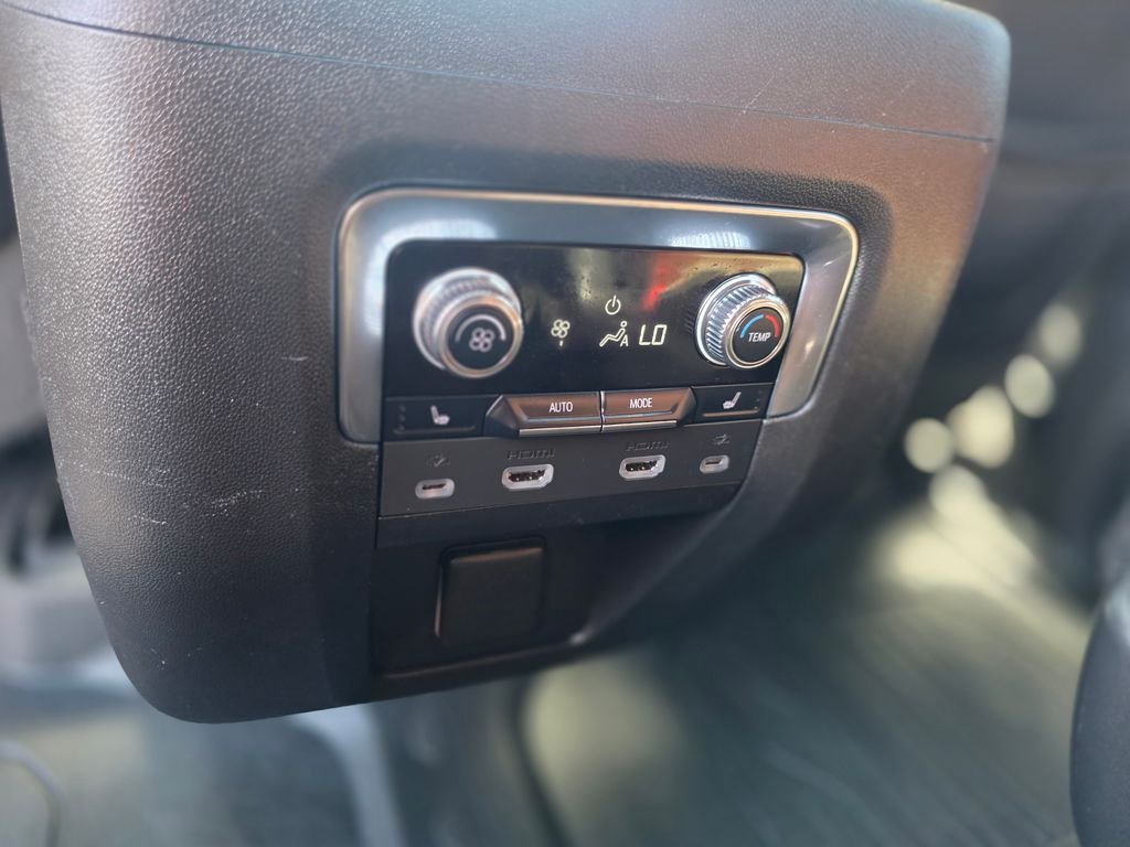 2023 GMC Yukon XL Denali Ultimate - Photo 19