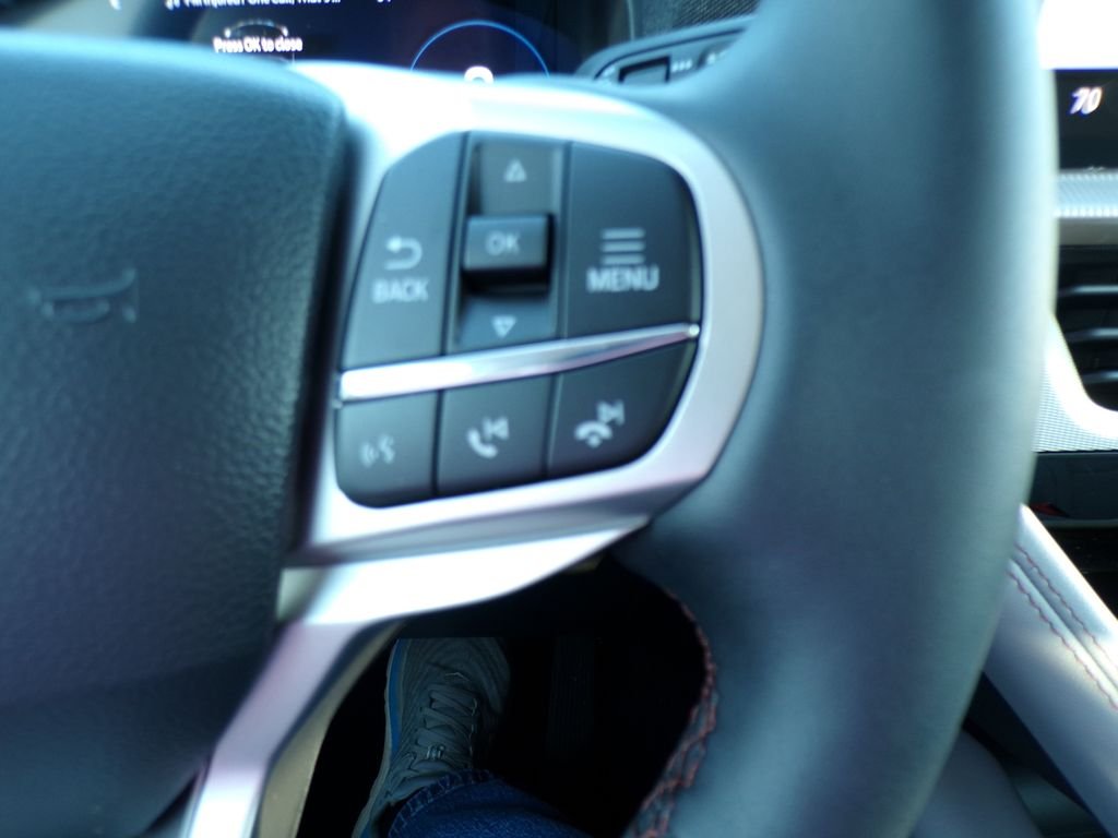 New 2026 Agate Black Metallic Ford Active image 18