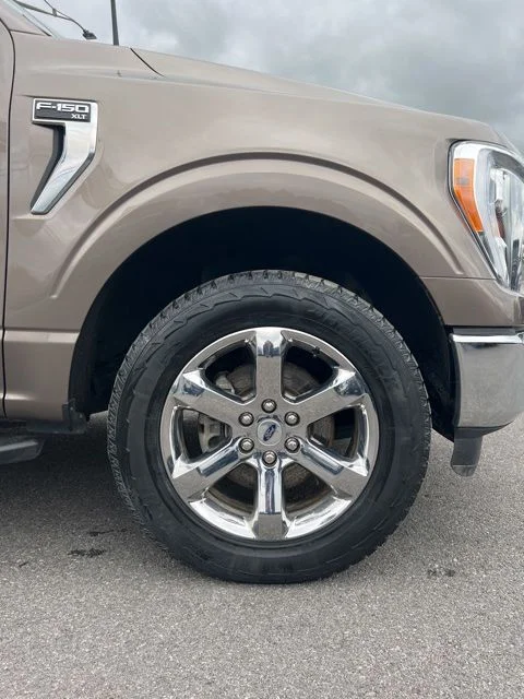Used 2021 Gray Ford XLT image 28