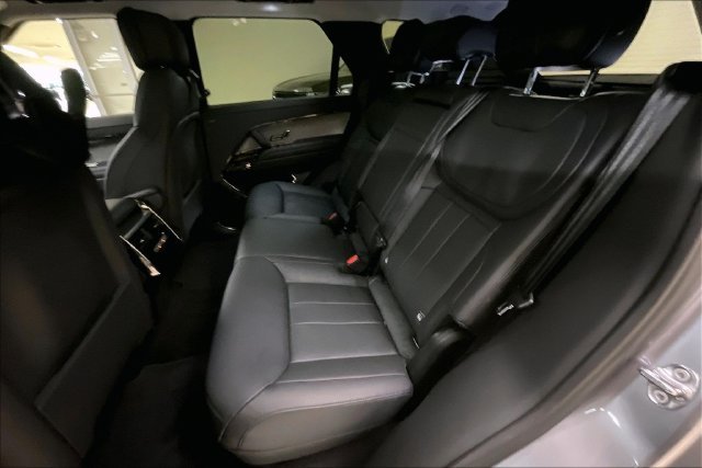 Used 2024 Eiger Grey Metallic Land Rover SE image 14