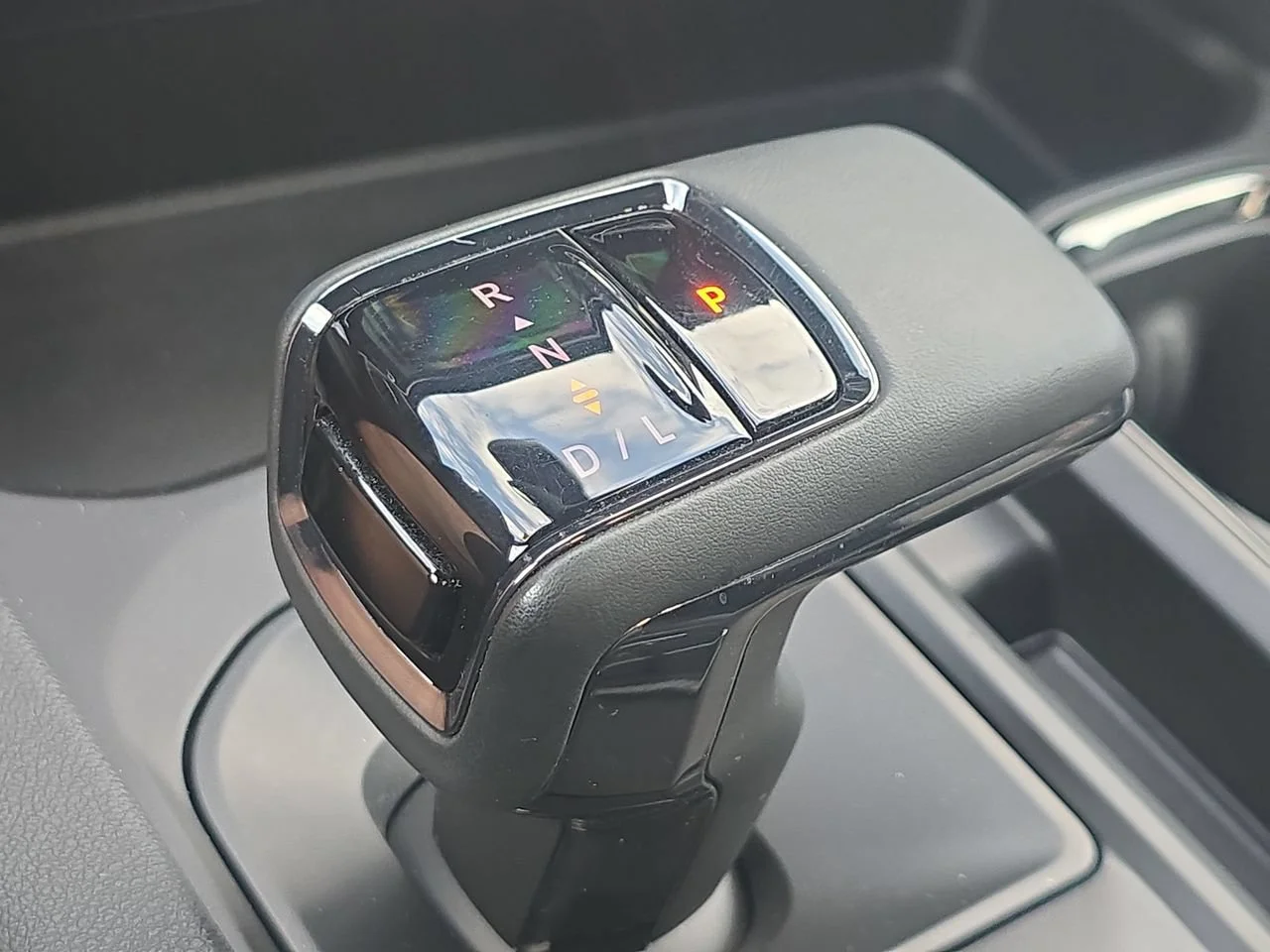Used 2024 Onyx Black GMC AT4 image 16
