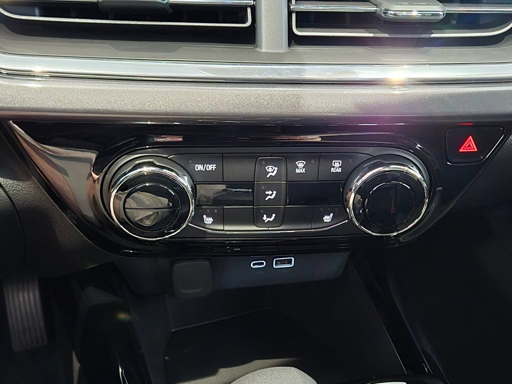 2026 Chevrolet Trax Activ - Photo 12