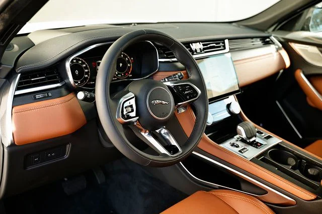 2026 Jaguar F-Pace R-Dynamic S - Photo 22