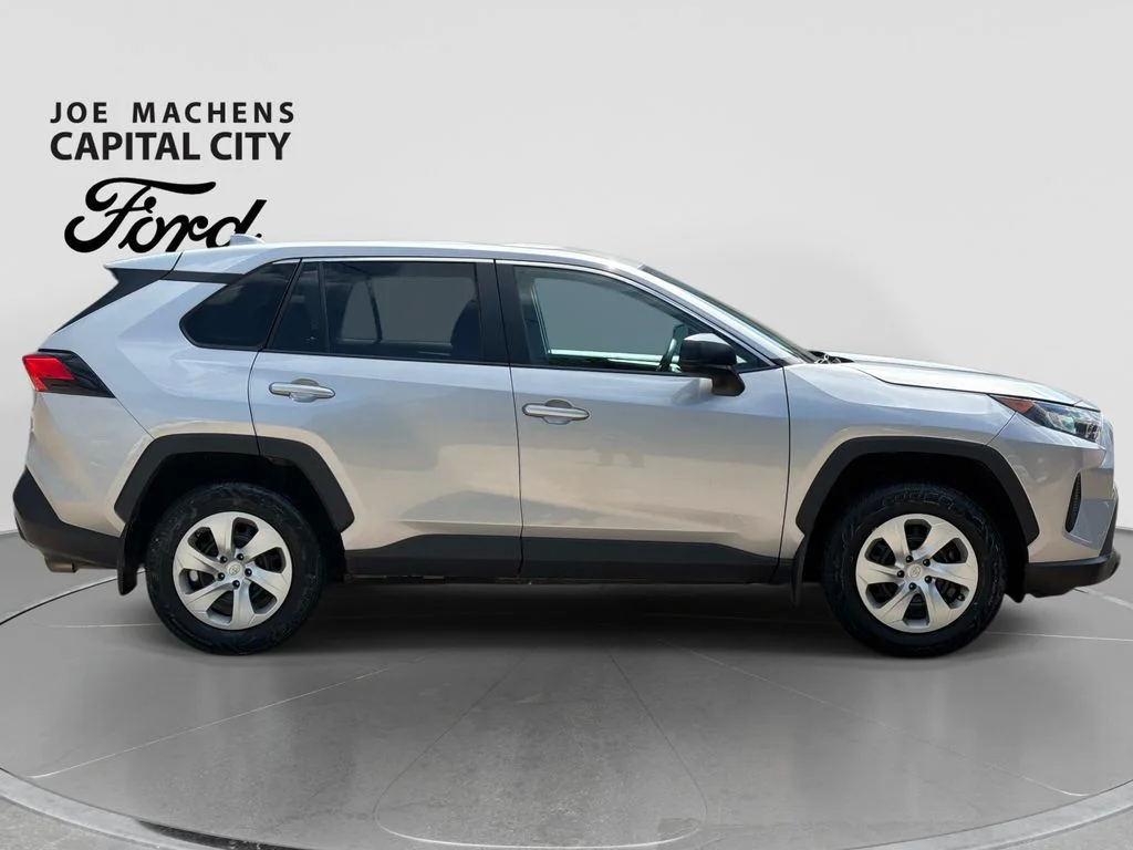Used 2022 Silver Sky Metallic Toyota LE image 3