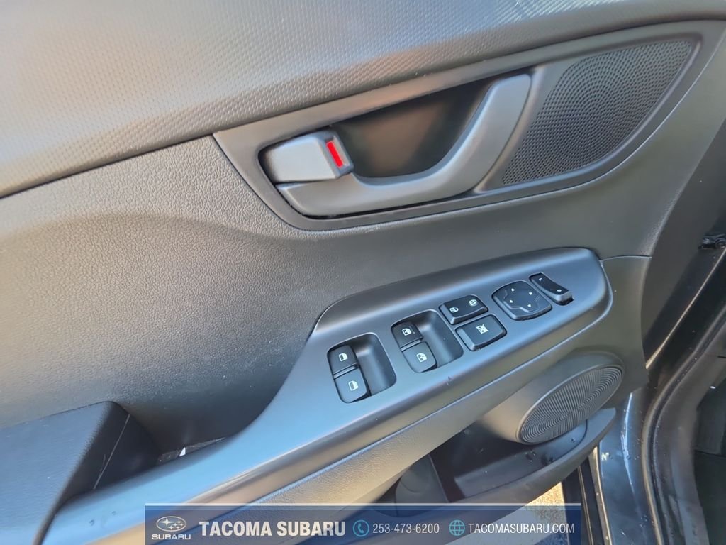 Used 2018 Gray Hyundai SEL image 11