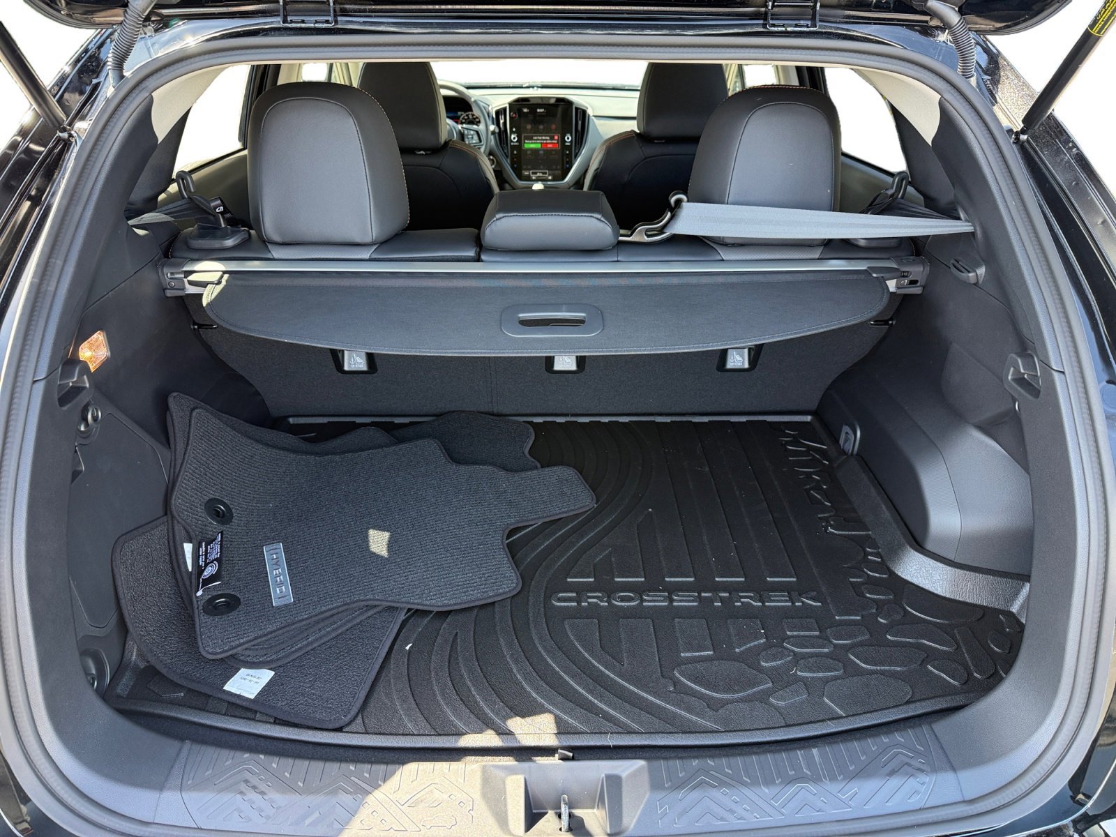 New 2026 CRYSTAL BLACK SILICA Subaru Limited Hybrid image 17