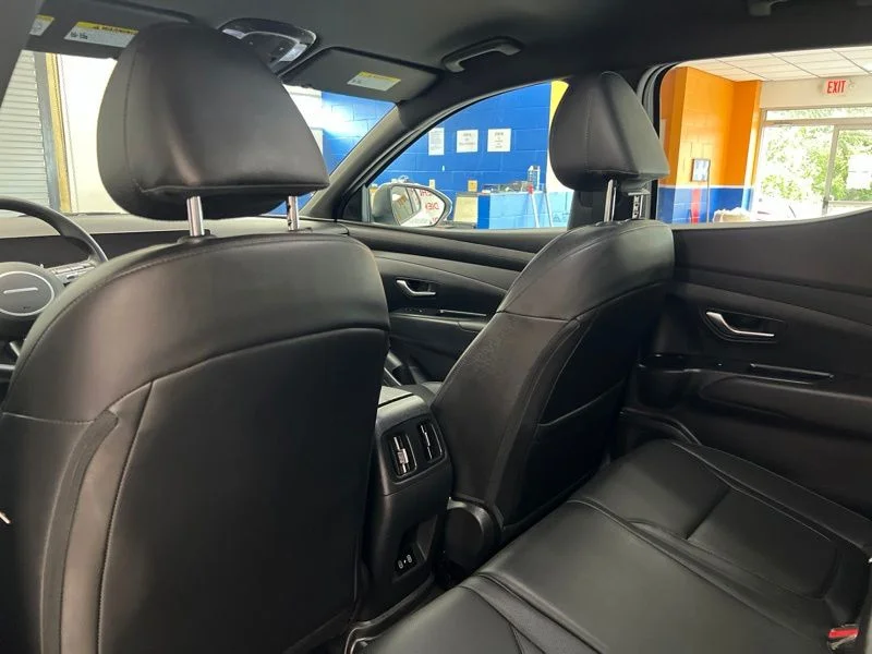Used 2025 White Hyundai SEL image 16