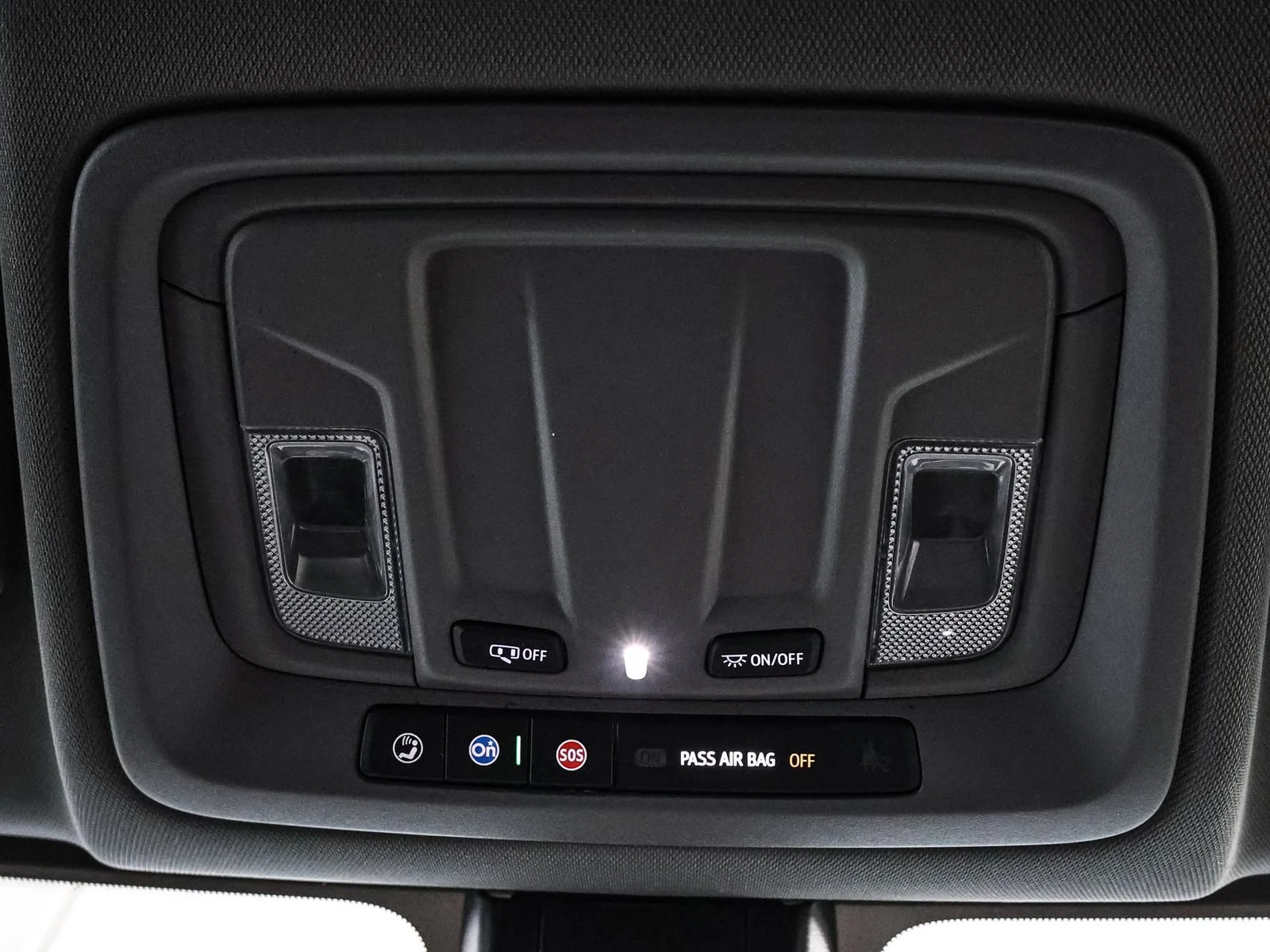 Used 2022 Silver Ice Metallic Chevrolet Custom image 31