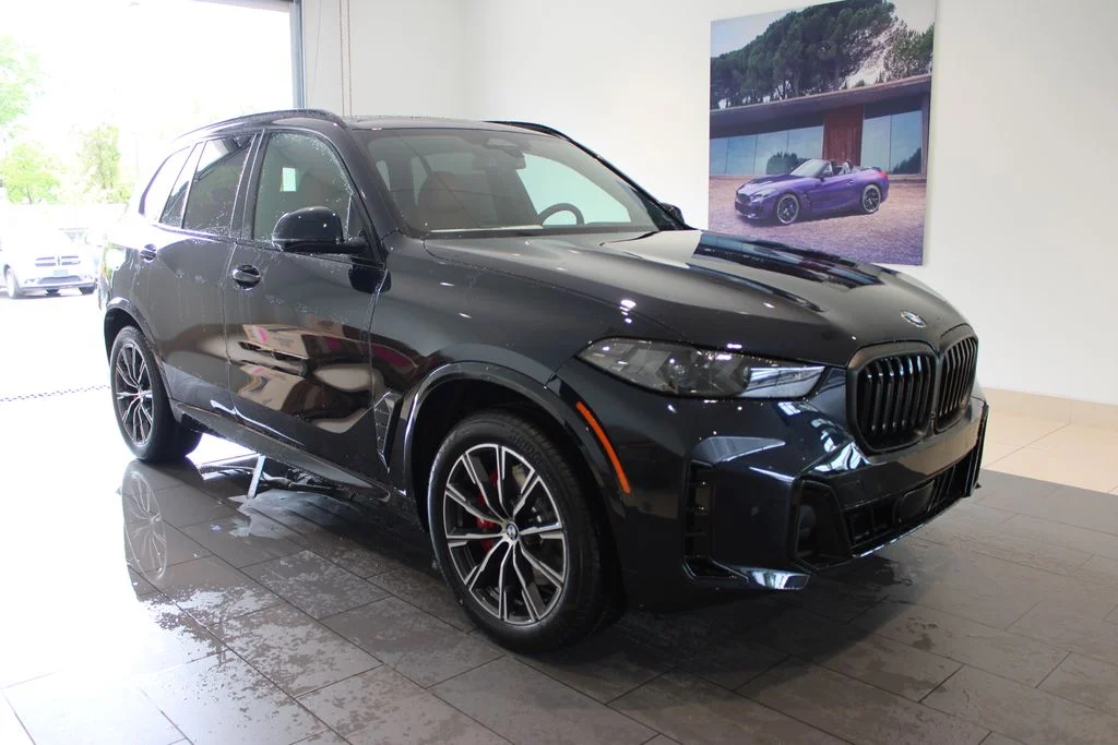 New 2026 Carbon Black Metallic BMW xDrive40i image 2