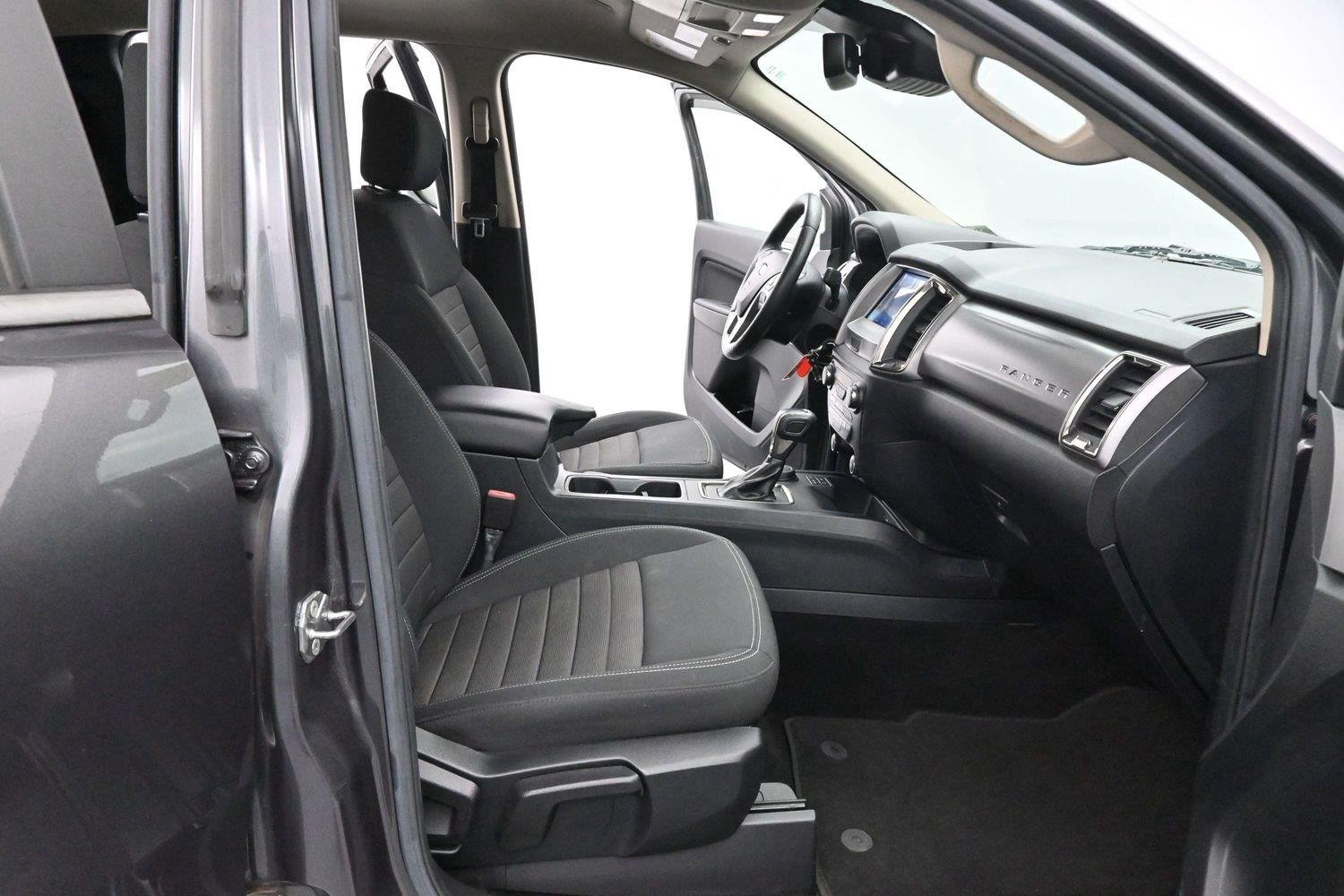 Used 2019 Magnetic Ford XLT image 27