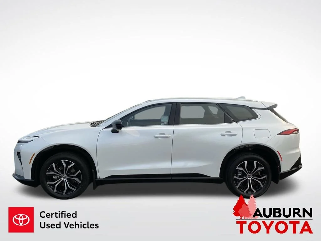 Certified Used 2026 Oxygen White Toyota XLE image 5