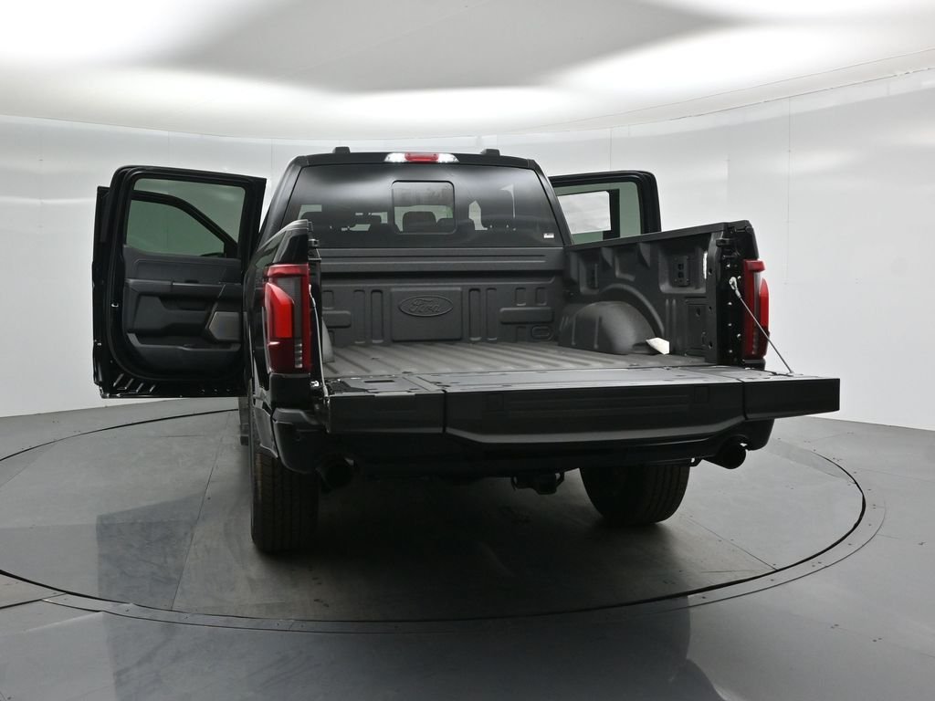 New 2026 Agate Black Metallic Ford Lariat image 30