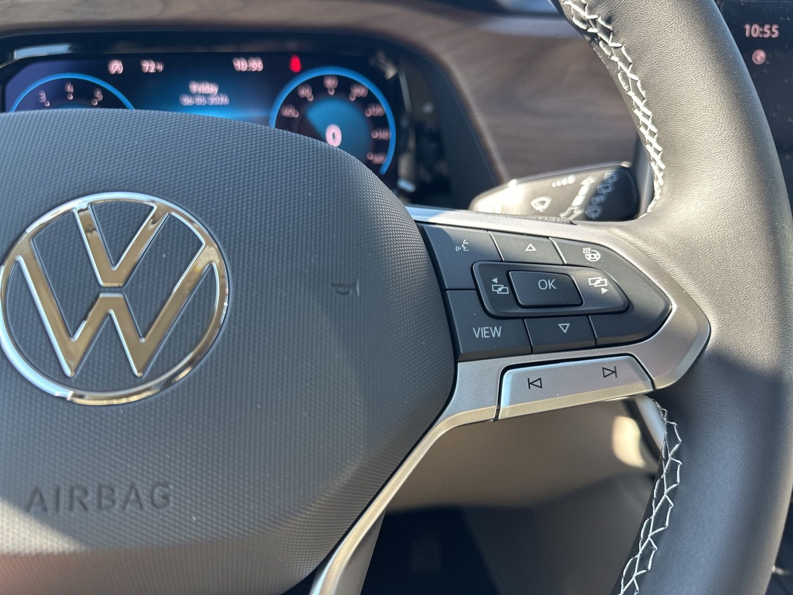 New 2026 Green Volkswagen 2.0T SE w/Technology image 53