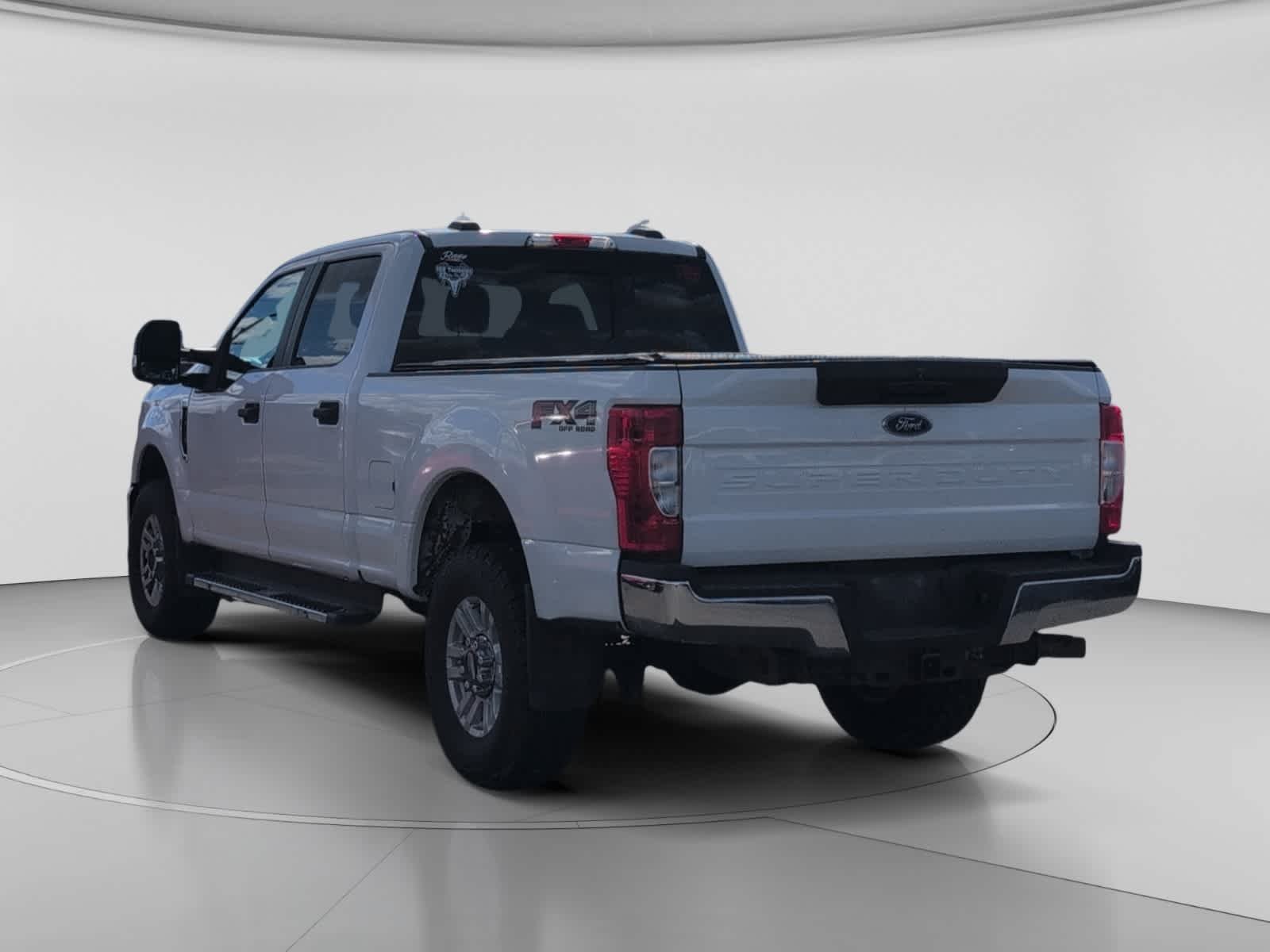 Used 2020 Oxford White Ford XL image 7