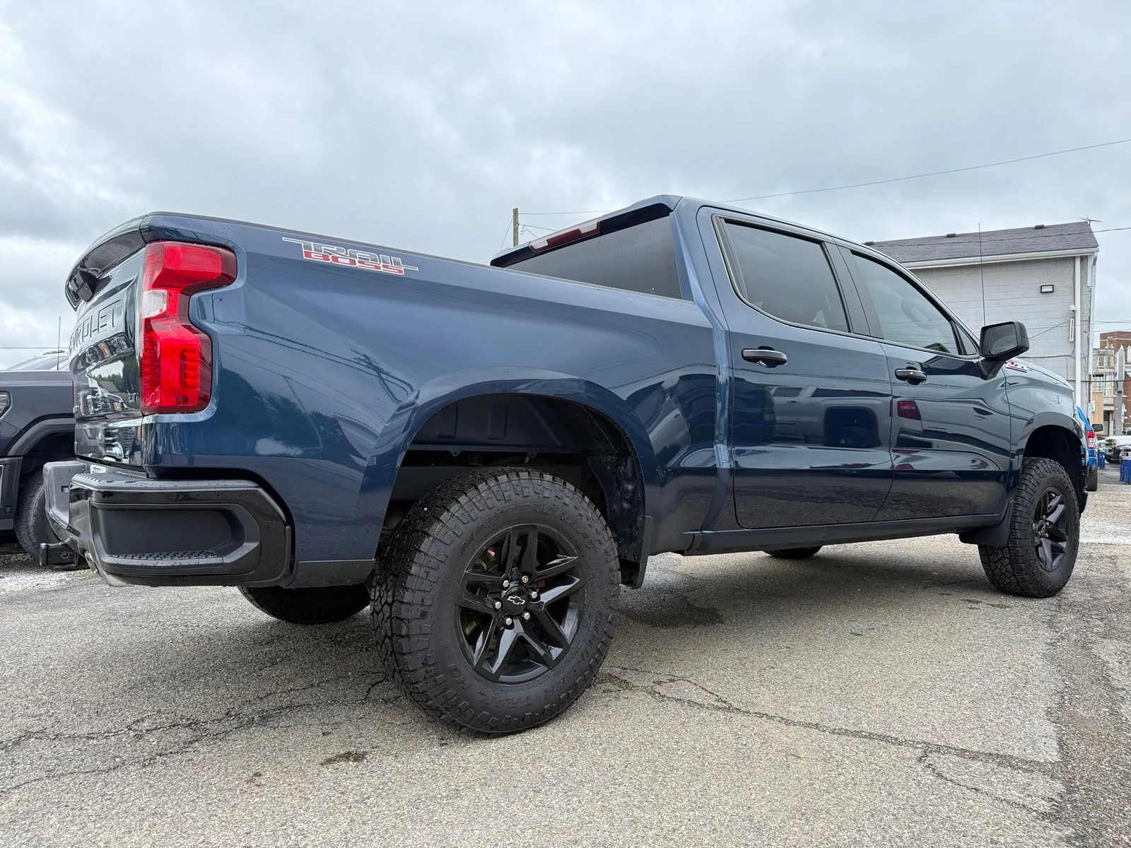 Used 2020 Blue Chevrolet LT Trail Boss image 7