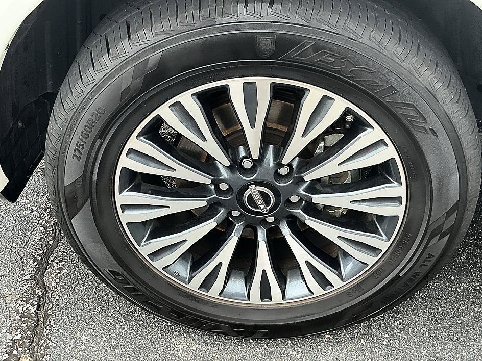 Used 2023 Aspen White Tricoat Nissan SL image 8