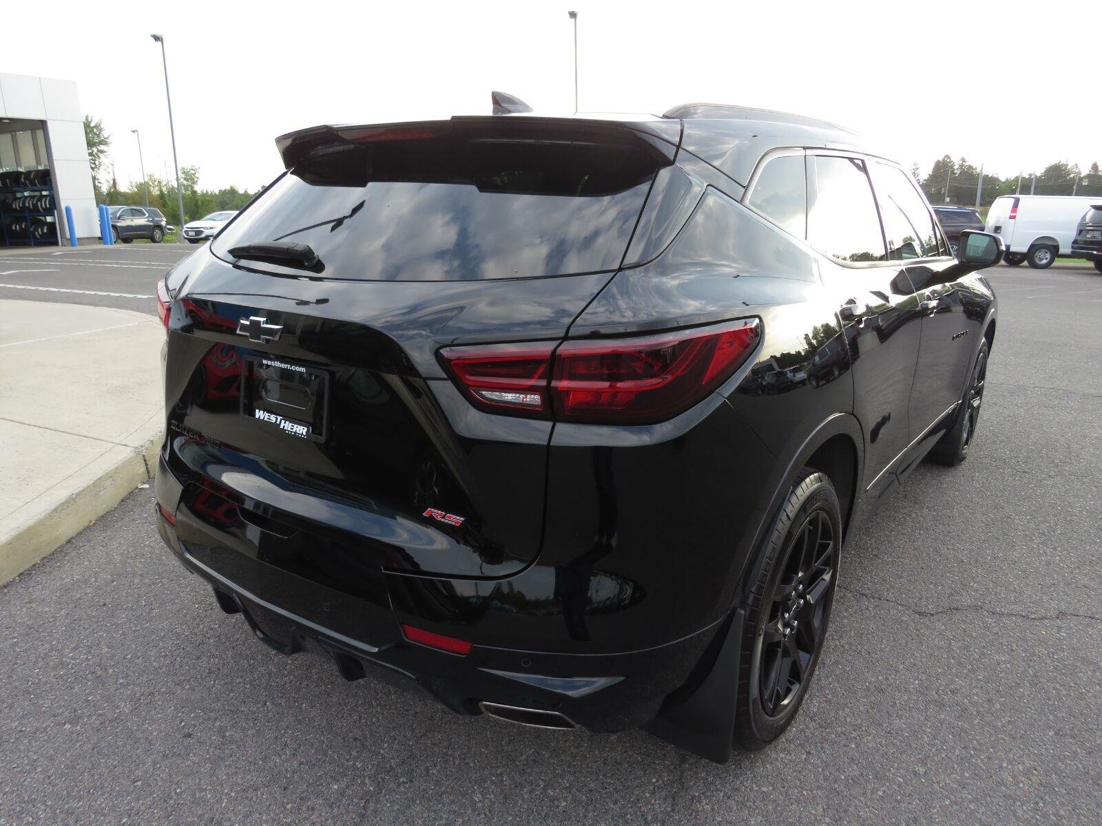 Used 2024 Black Chevrolet RS image 9