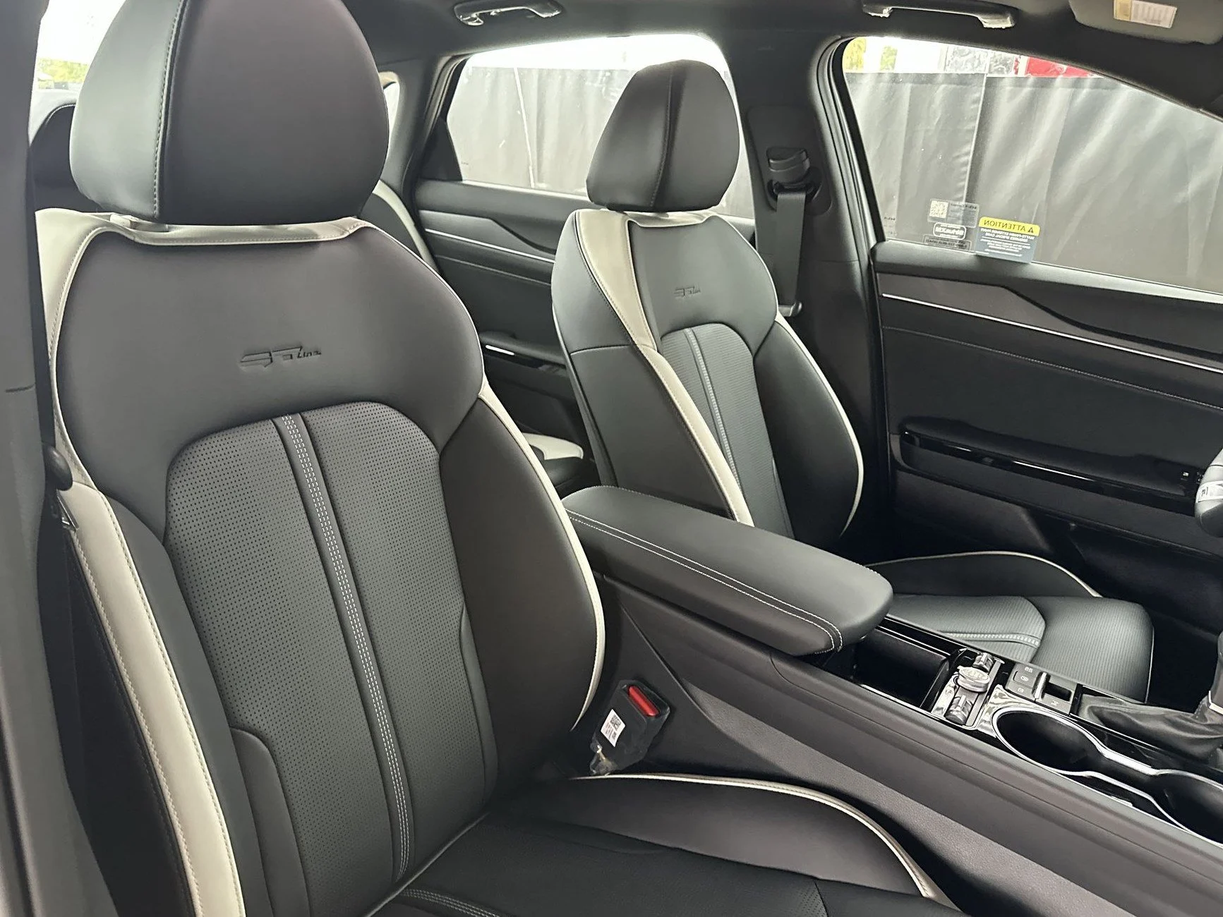 New 2026 Snow White Pearl Kia GT-Line FWD image 26