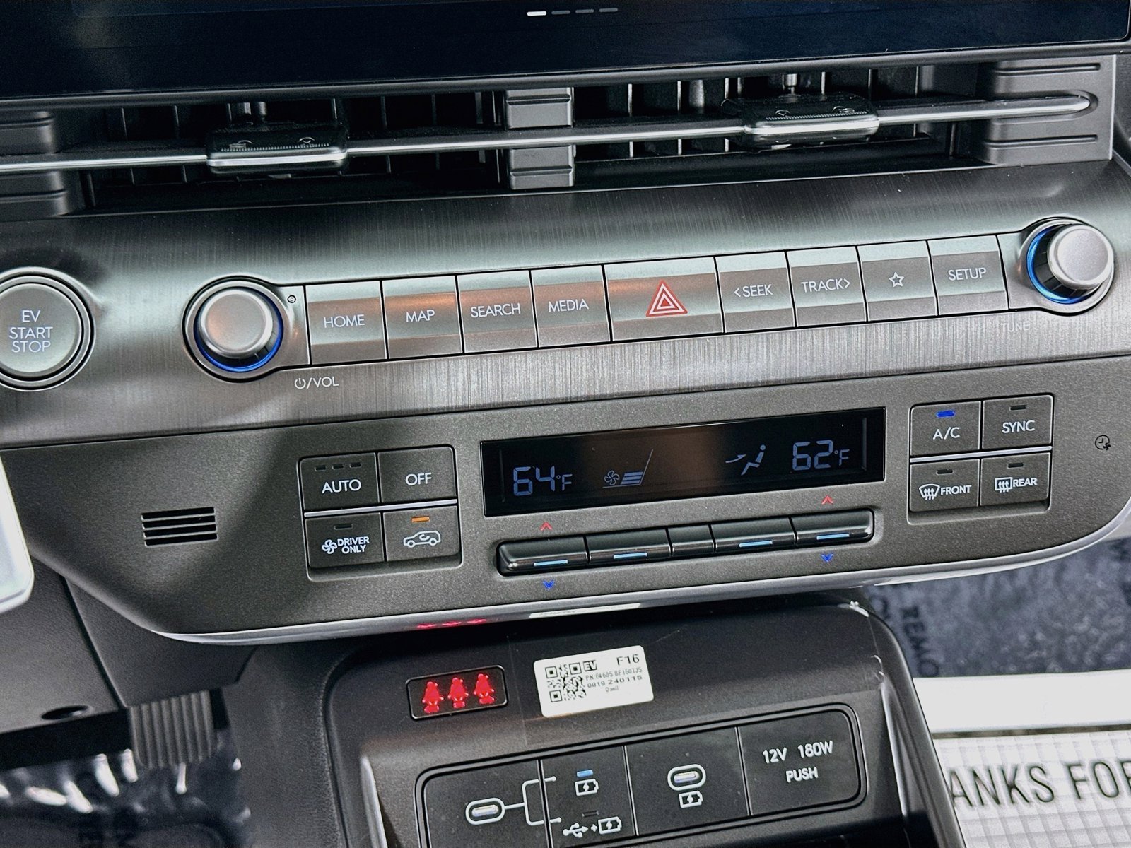 2024 Hyundai Kona EV SEL - Photo 20