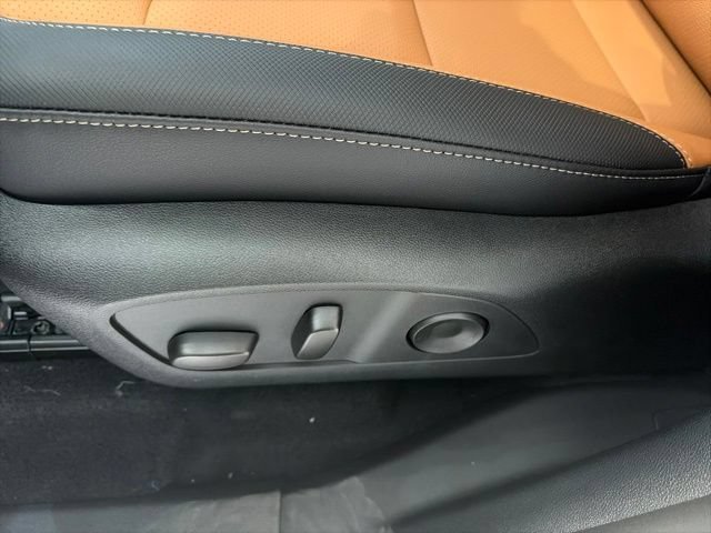 2027 Chevrolet Traverse Z71 - Photo 11