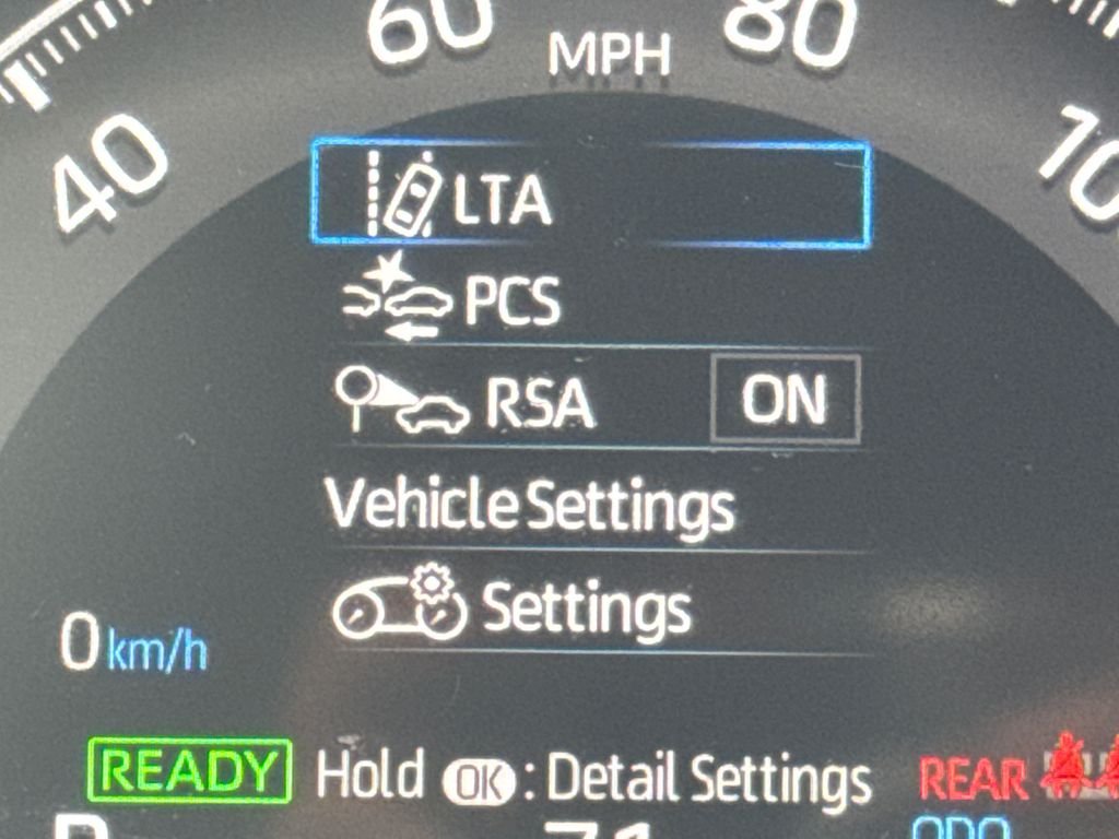 Used 2025 White Toyota LE image 19