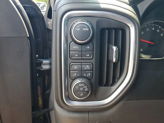 Used 2021 SATIN STEEL METALLIC Chevrolet LT Trail Boss image 21
